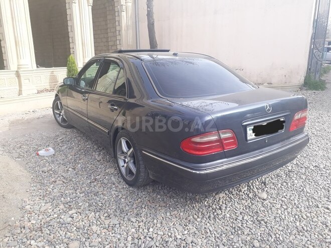 Mercedes E 240 2001, 374,150 km - 2.4 l - Gəncə