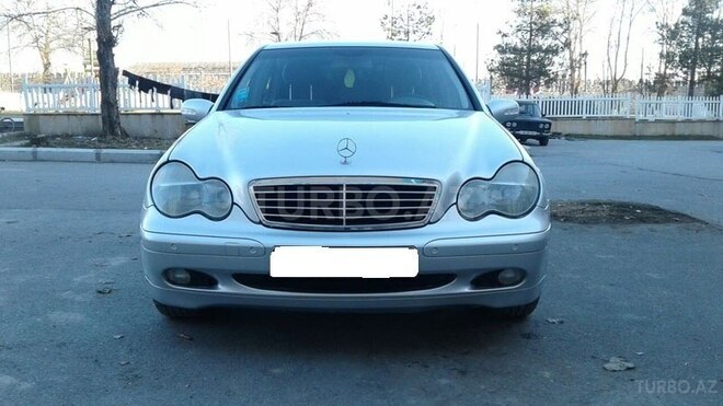 Mercedes C 180 2002, 238,000 km - 1.8 l - Bakı