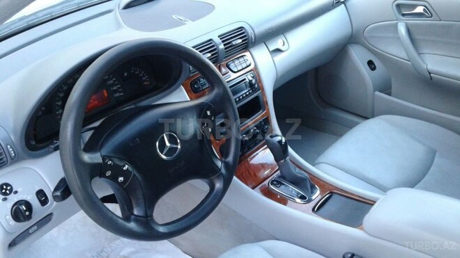 Mercedes C 180 2002, 238,000 km - 1.8 l - Bakı