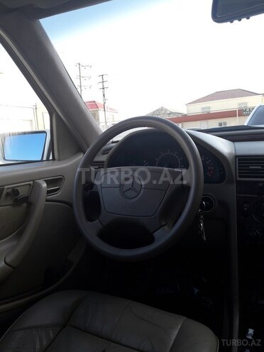Mercedes C 230 1999, 198,000 km - 2.3 л - Bakı