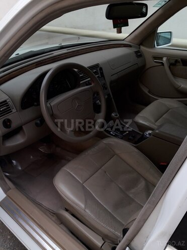 Mercedes C 230 1999, 198,000 km - 2.3 л - Bakı