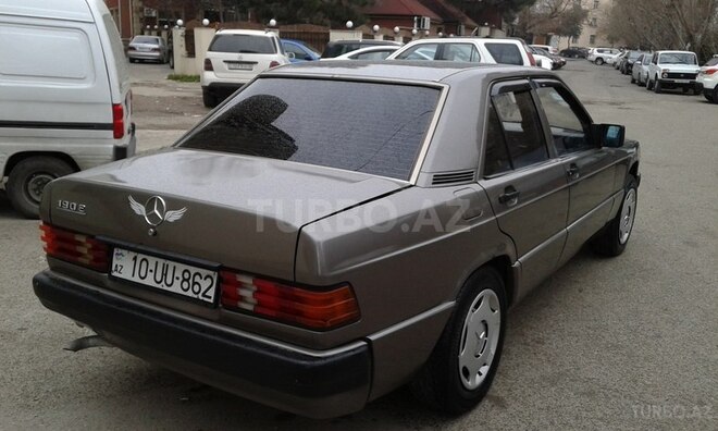 Mercedes 190 1990, 242,500 km - 2.0 l - Bakı