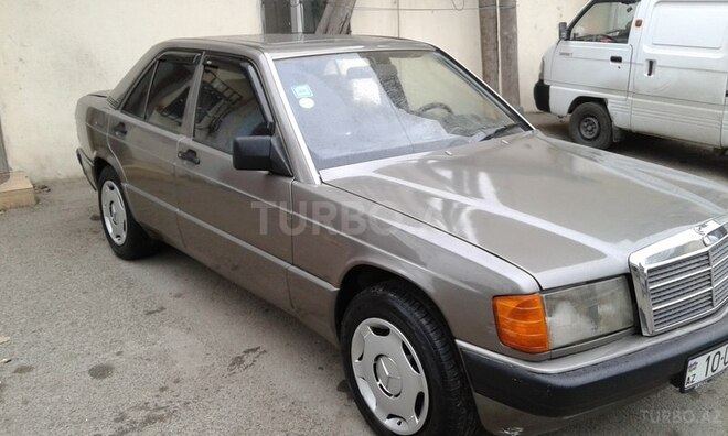 Mercedes 190 1990, 242,500 km - 2.0 l - Bakı