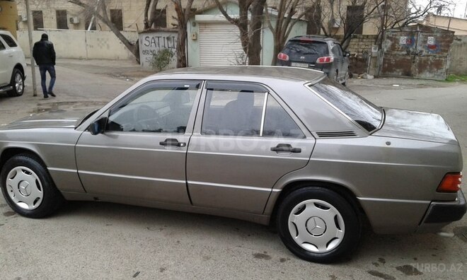 Mercedes 190 1990, 242,500 km - 2.0 l - Bakı