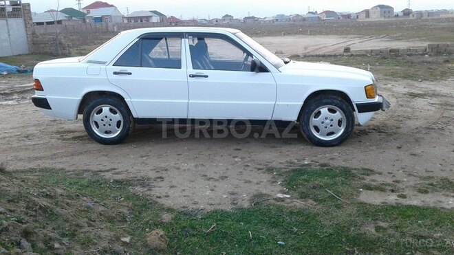 Mercedes 190 1988, 352,568 km - 2.0 л - Bakı