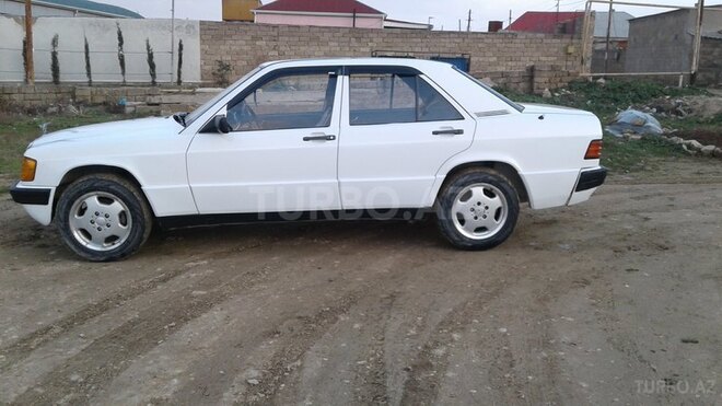 Mercedes 190 1988, 352,568 km - 2.0 л - Bakı