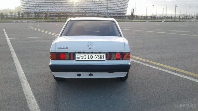 Mercedes 190 1988, 352,568 km - 2.0 л - Bakı