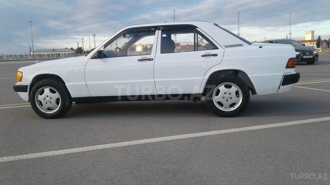Mercedes 190 1988, 352,568 km - 2.0 л - Bakı
