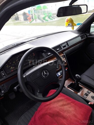 Mercedes E 230 1989, 310,000 km - 2.3 л - Bakı