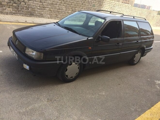 Volkswagen Passat 1991, 255,808 km - 1.8 л - Bakı