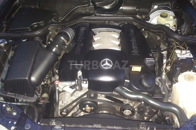 Mercedes E 280 2001, 220,000 km - 2.8 л - Bakı