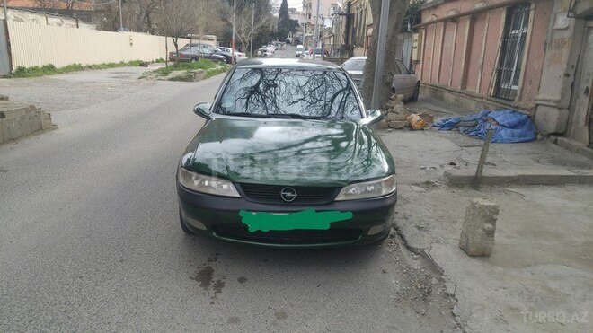 Opel Vectra 1997, 215,000 km - 1.6 l - Bakı