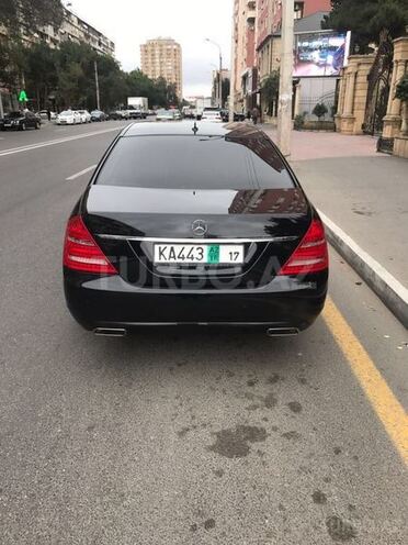 Mercedes S 550 2009, 201,000 km - 5.5 l - Bakı