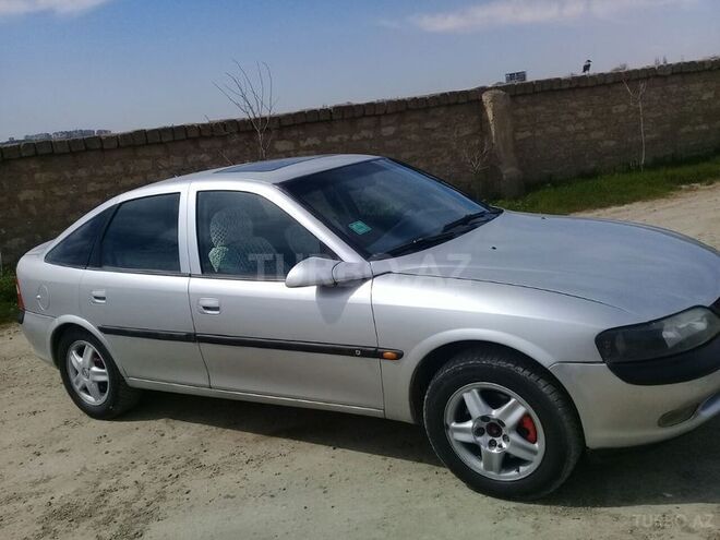 Opel Vectra 1996, 156,899 km - 2.5 л - Bakı