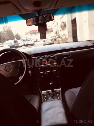 Mercedes E 200 1998, 371,000 km - 2.0 l - Bakı