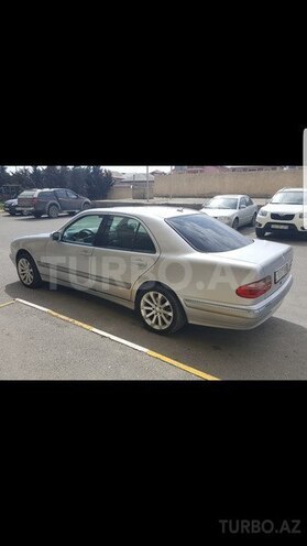 Mercedes E 240 2001, 259,000 km - 2.6 л - Bakı
