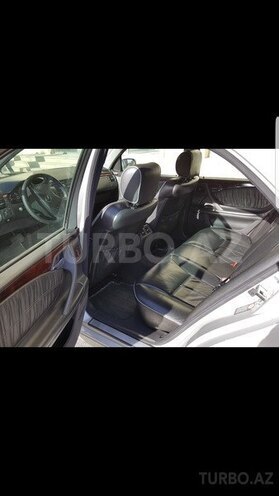 Mercedes E 240 2001, 259,000 km - 2.6 л - Bakı