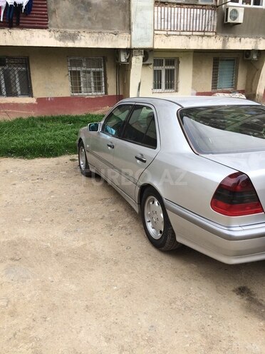 Mercedes C 200 1999, 224,000 km - 2.0 l - Bakı