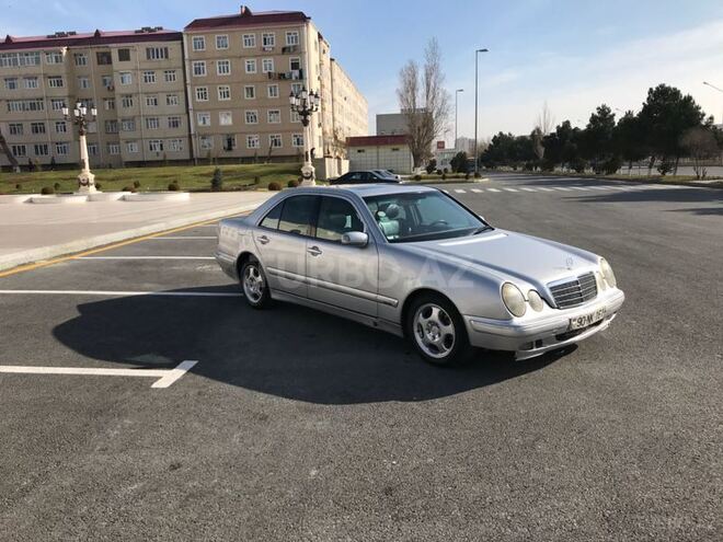 Mercedes E 320 2000, 380,000 km - 3.2 l - Bakı