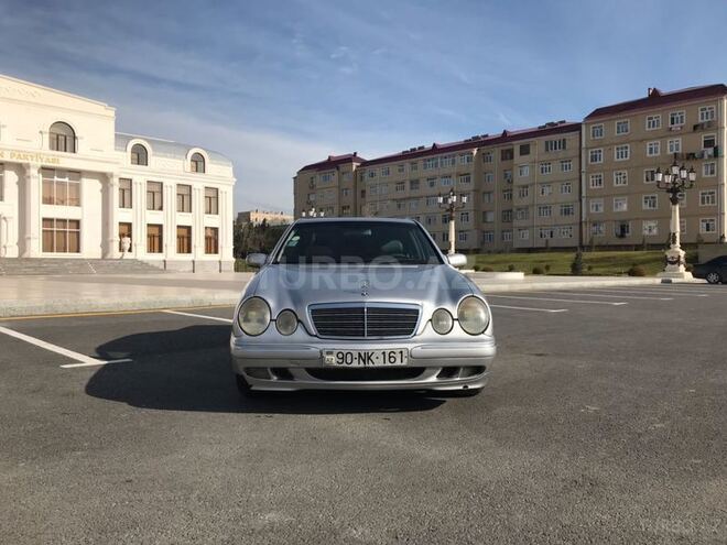 Mercedes E 320 2000, 380,000 km - 3.2 l - Bakı