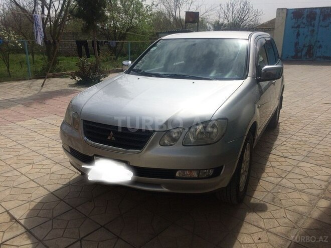 Mitsubishi Airtrek 2001, 265,000 km - 2.0 л - Ağcabədi