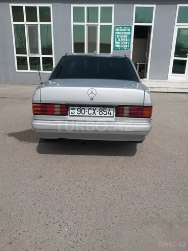 Mercedes 190 1991, 250,000 km - 1.8 l - Sabirabad