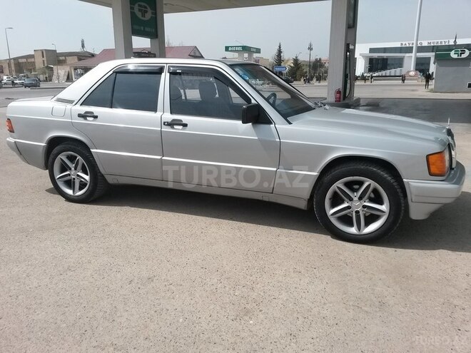 Mercedes 190 1991, 250,000 km - 1.8 l - Sabirabad