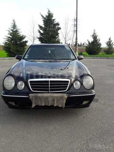 Mercedes E 270 2000, 291,800 km - 2.7 l - Bakı