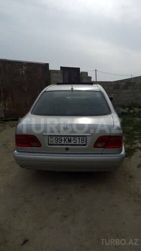 Mercedes E 230 1995, 4,758,566 km - 2.3 л - Bakı