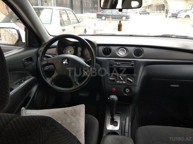 Mitsubishi Outlander 2003, 283,000 km - 2.4 l - Bakı