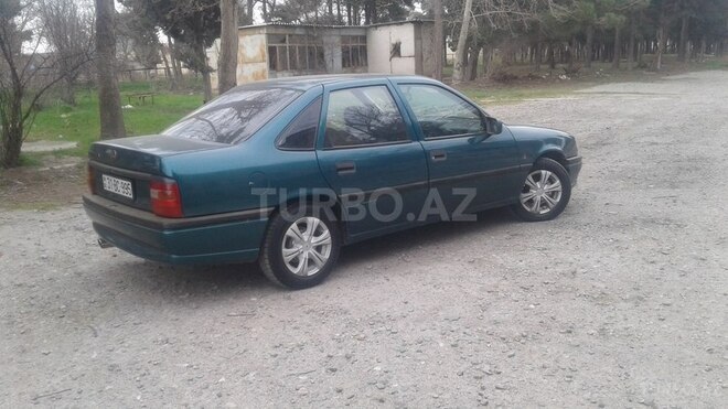 Opel Vectra 1994, 292,000 km - 1.6 l - Sumqayıt