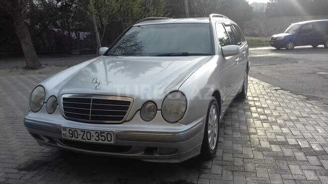Mercedes E 240 2000, 189,000 km - 2.4 l - Bakı