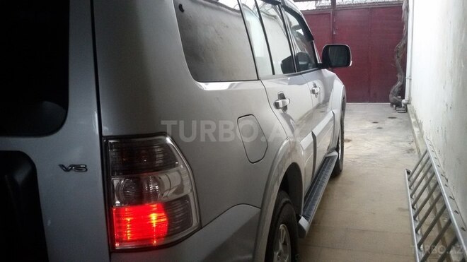 Mitsubishi Pajero 2007, 102,000 km - 3.0 л - Bakı