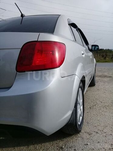 Kia Rio 2010, 192,000 km - 1.4 л - Bakı