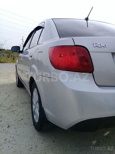 Kia Rio 2010, 192,000 km - 1.4 л - Bakı