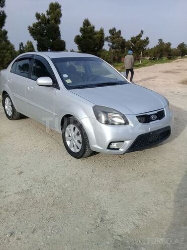 Kia Rio 2010, 192,000 km - 1.4 л - Bakı