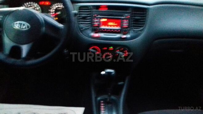 Kia Rio 2010, 192,000 km - 1.4 л - Bakı