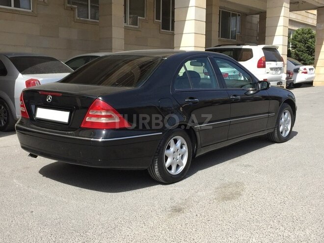 Mercedes C 200 2000, 384,000 km - 2.0 l - Bakı