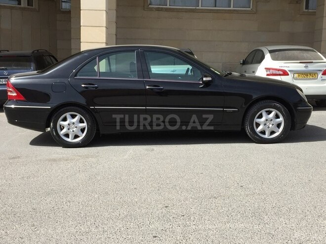 Mercedes C 200 2000, 384,000 km - 2.0 l - Bakı