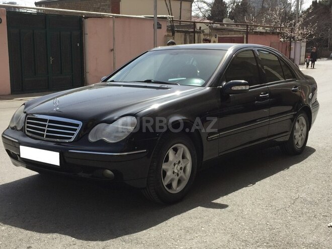Mercedes C 200 2000, 384,000 km - 2.0 l - Bakı