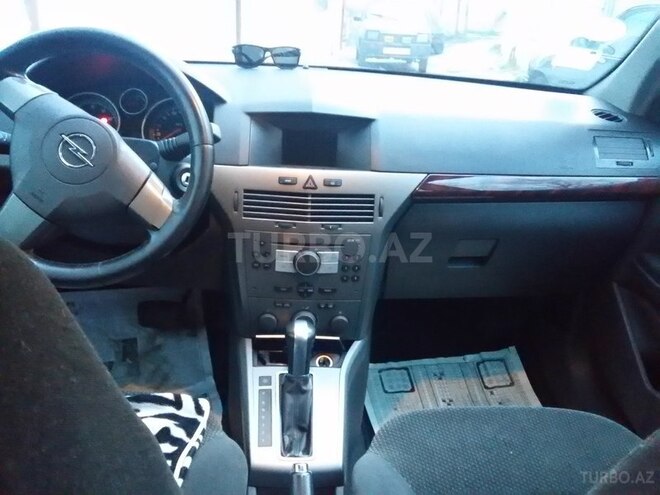 Opel Astra 2005, 191,000 km - 1.6 л - Bakı