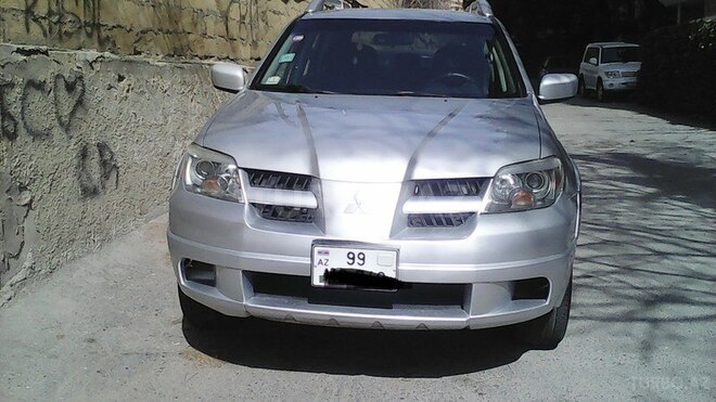 Mitsubishi Outlander 2005, 126,500 km - 2.4 л - Bakı