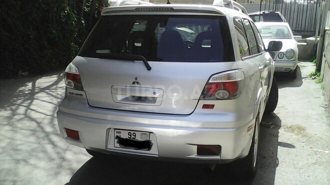 Mitsubishi Outlander 2005, 126,500 km - 2.4 л - Bakı
