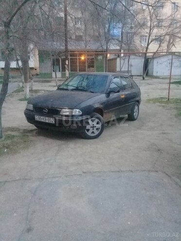 Opel Astra 1996, 400,000 km - 1.6 л - Sumqayıt