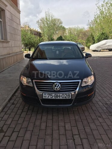 Volkswagen Passat 2009, 135,000 km - 2.0 л - Naxçıvan