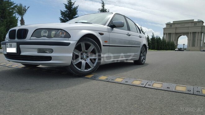 BMW 323 1999, 380,000 km - 2.5 l - Gəncə
