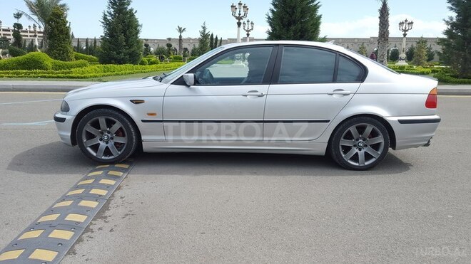 BMW 323 1999, 380,000 km - 2.5 l - Gəncə