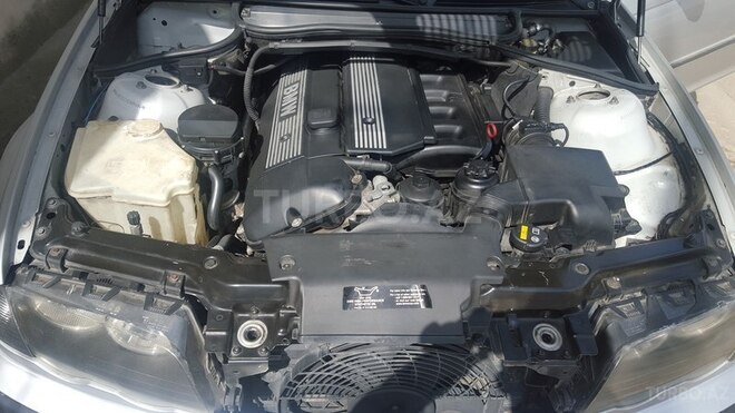BMW 323 1999, 380,000 km - 2.5 l - Gəncə