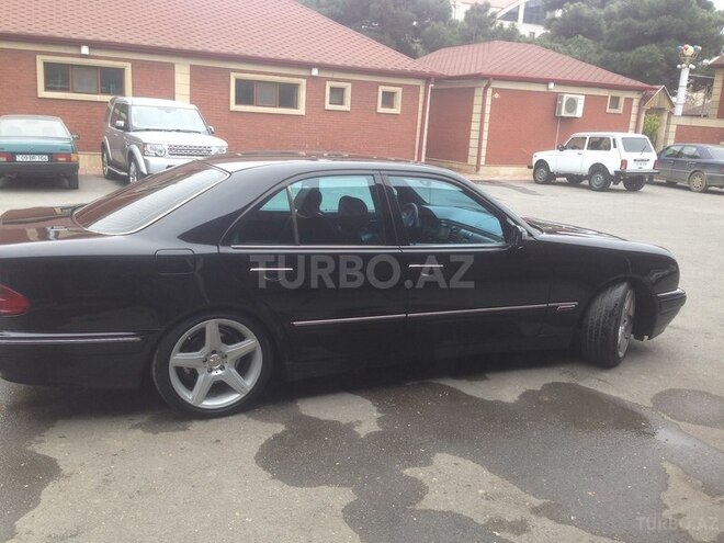 Mercedes E 320 1999, 250,000 km - 3.2 l - Bakı