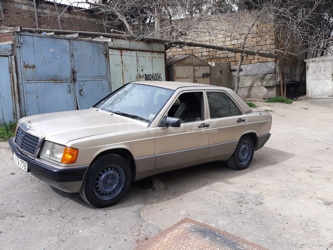 Mercedes 190 1992, 299,863 km - 1.8 l - Bakı